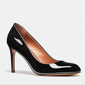 Authentic COACH Almond-Toe Pumps NWOT, size 7